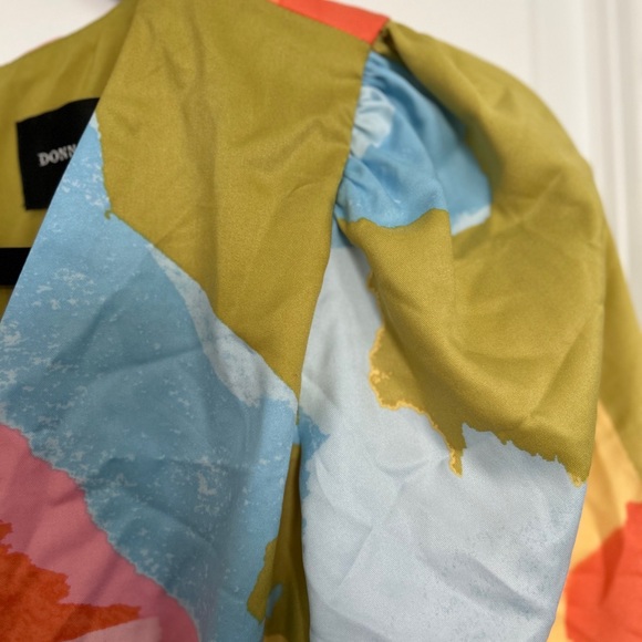 Absolutely stunning abstract printed shades of Donna Morgan's belted maxi Sz 4 - Picture 7 of 8